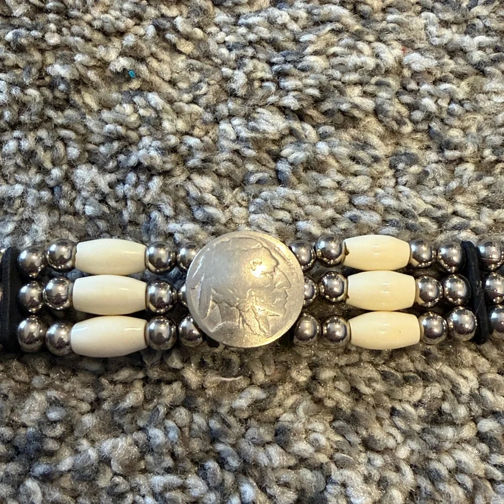 Black and White Beaded Bracelet w/ Leather snap - Picture 2 of 4